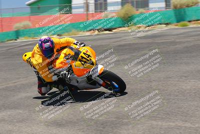 media/Jun-05-2022-WERA (Sun) [[64b01df28d]]/Race 3 C Superbike Expert Novice/